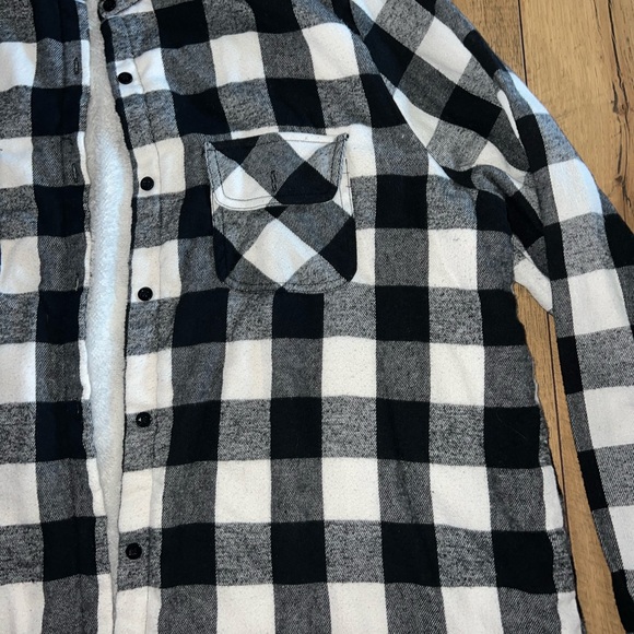 black and white flannel fuzzy jacket - Picture 2 of 5
